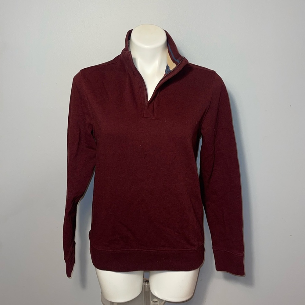 Untuckit men’s Quarter-Zip Long-sleeve Sweatshirt.  Small. Style name Corral